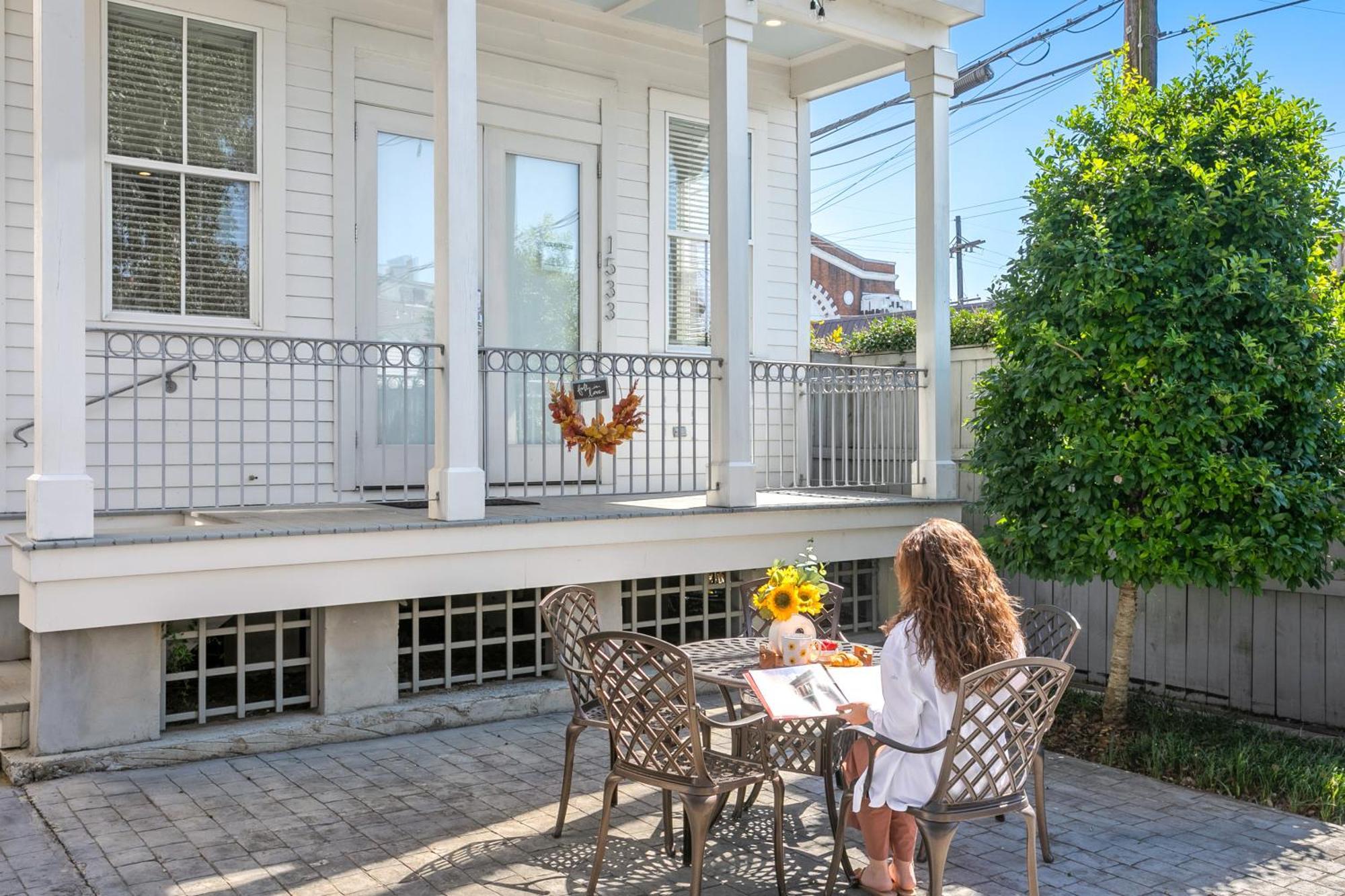 Hosteeva 3 Bedroom Cottage Close To St Charles 5 M Ride To Fq New Orleans Bagian luar foto