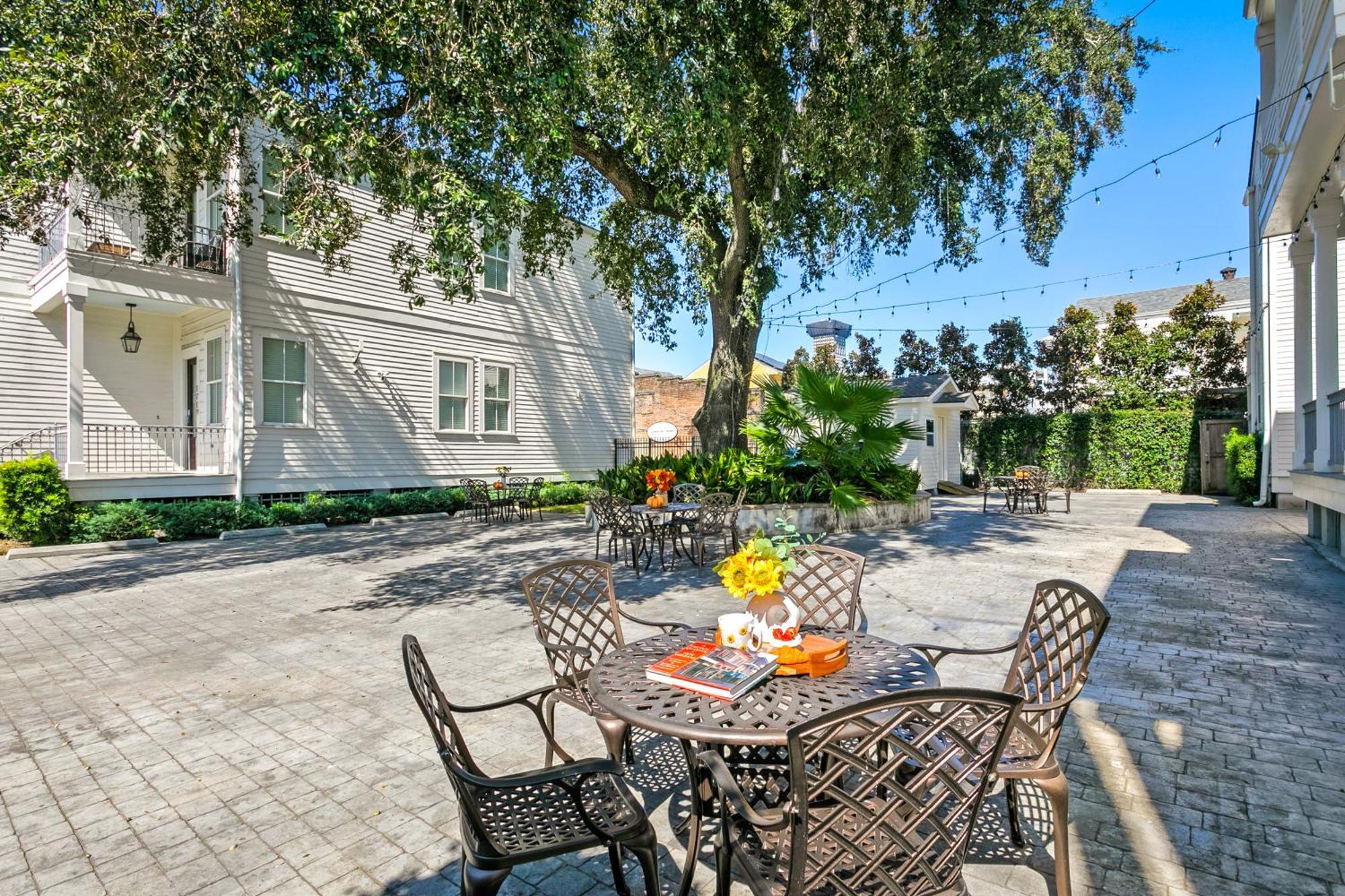 Hosteeva 3 Bedroom Cottage Close To St Charles 5 M Ride To Fq New Orleans Bagian luar foto