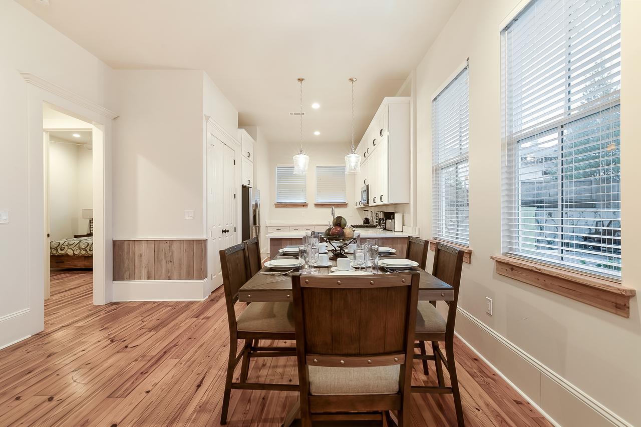 Hosteeva 3 Bedroom Cottage Close To St Charles 5 M Ride To Fq New Orleans Bagian luar foto